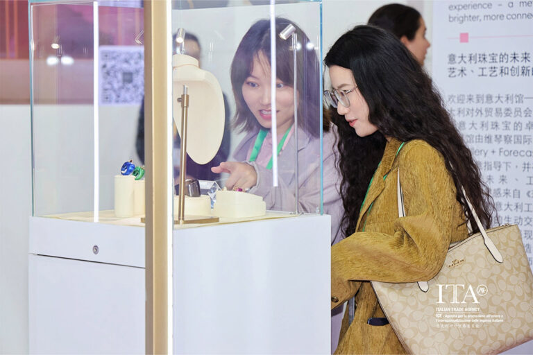 percossi-papi-shanghai_0007_IMG_2022-opq4102564191