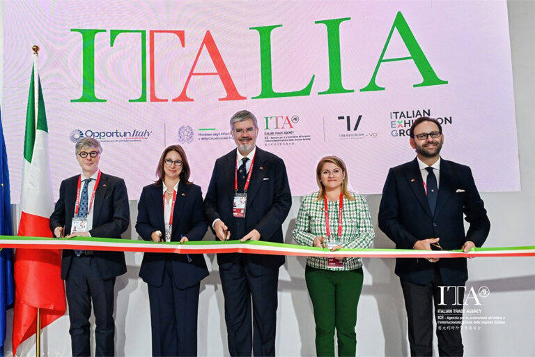 percossi-papi-shanghai_0013_1762428503829